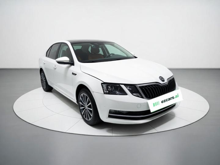 Octavia 2019 1.5L MT Luxury photo 3
