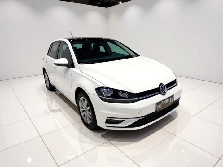 Golf 2018 230TSI AT Comfort photo 3