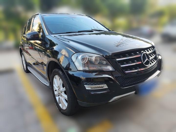 M-Class 2010 ML 350 4MATIC Luxury photo 3