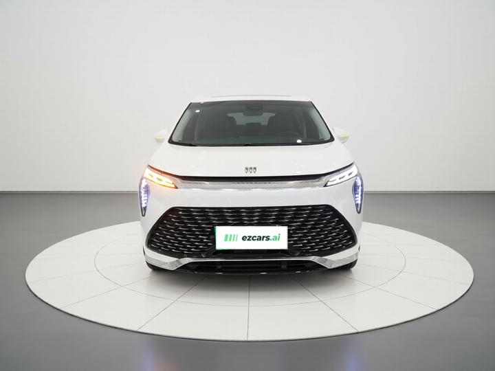 2023 2.0T 6-Seater photo 2