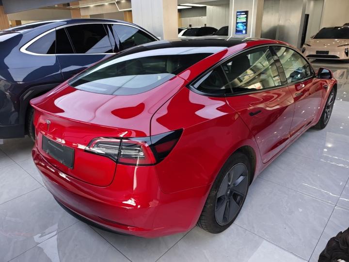 Model 3 2021 Standard Range RWD Upgraded photo 4