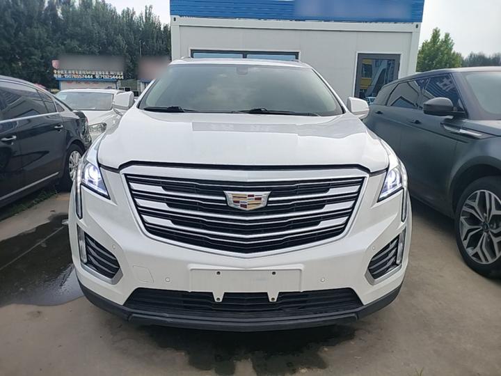 XT5 2018 25T Luxury photo 2