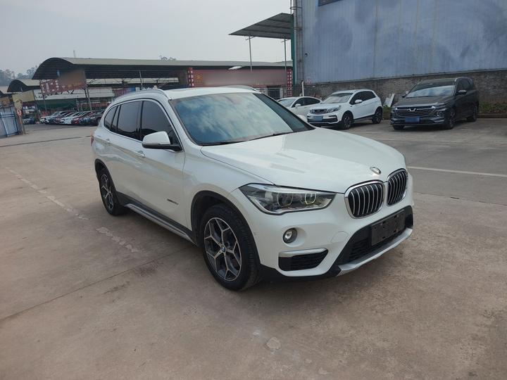 X1 2018 xDrive20Li Exclusive photo 3
