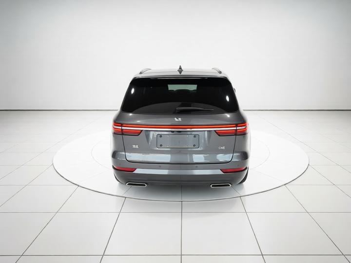 Li Auto ONE 2021 EREV 6-Seater photo 3