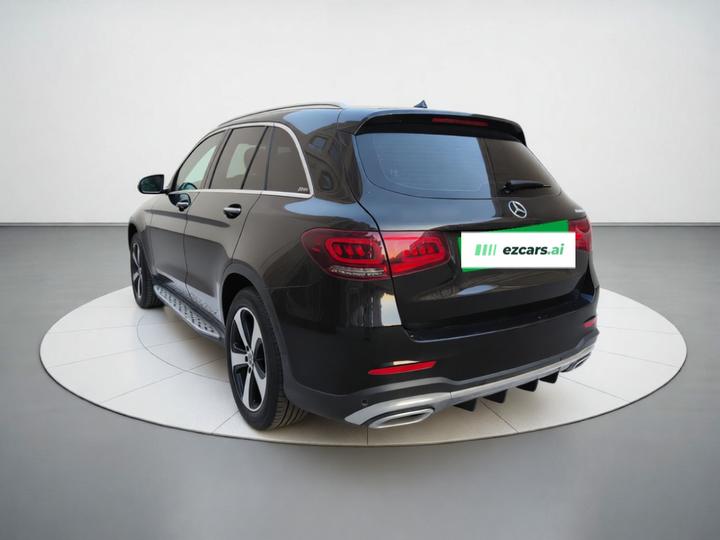 GLC 2022 GLC 260 L 4MATIC Dynamic photo 4