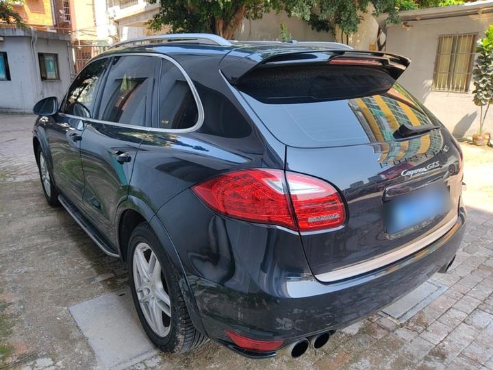 Cayenne S Hybrid 3.0T photo 4