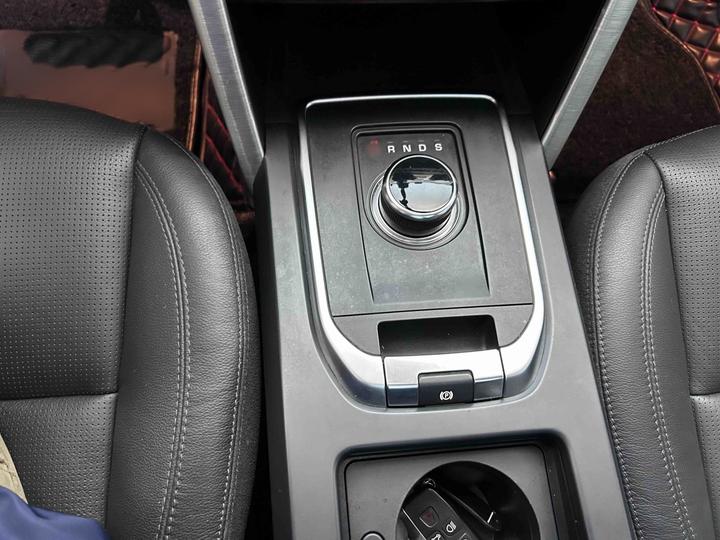 Discovery Sport 2018 240PS HSE photo 5
