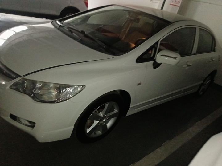 CiiMO 2012 1.8L AT