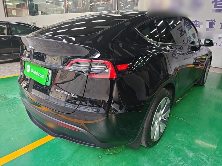 Model Y 2021 Standard Range RWD photo 4