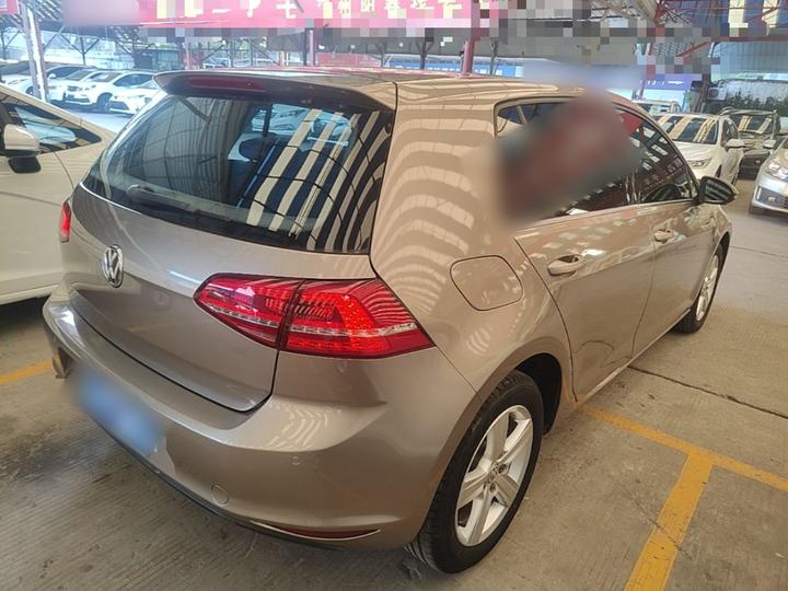 Golf 2015 1.6L AT Comfort photo 6