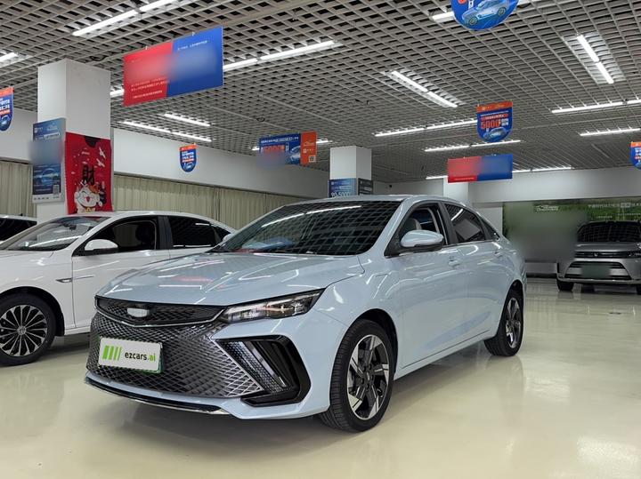 Emgrand L HiP 2022 1.5TD-DHT Pro 100KM Super