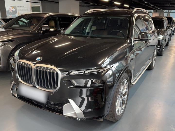 X7 2023 xDrive40i Leading Luxury photo 7