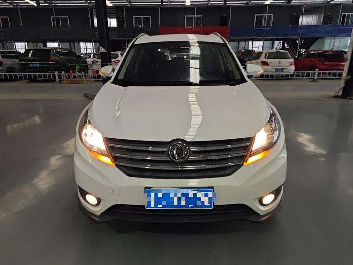 Fengon 580 2016 1.8L MT Comfort photo 2