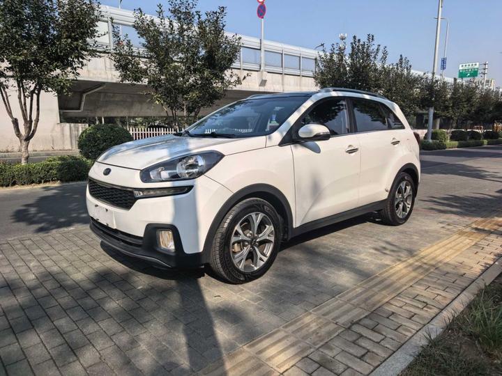 KX3 2015 1.6L AT RWD DLX