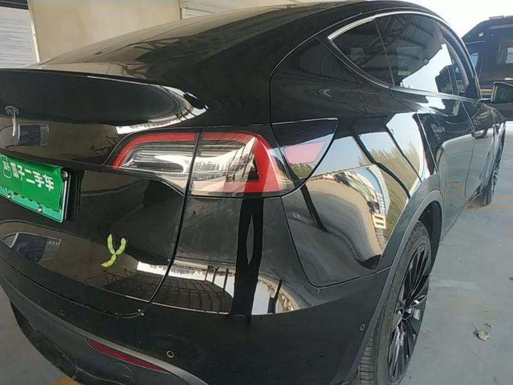 Model Y 2022 Long Range AWD photo 7
