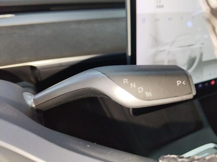Model Y 2021 Standard Range RWD photo 5
