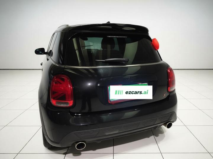 2023 Facelift 2.0T COOPER S photo 3