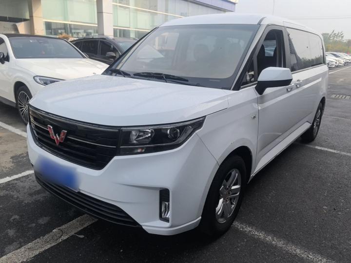 Wuling 2021 1.5T MT Luxury