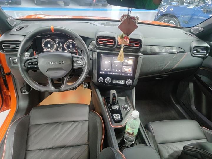 02 Hatchback 2021 2.0TD Halo photo 5