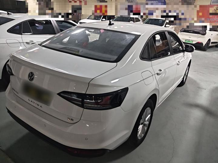 Lavida 2023 1.5L AT photo 6