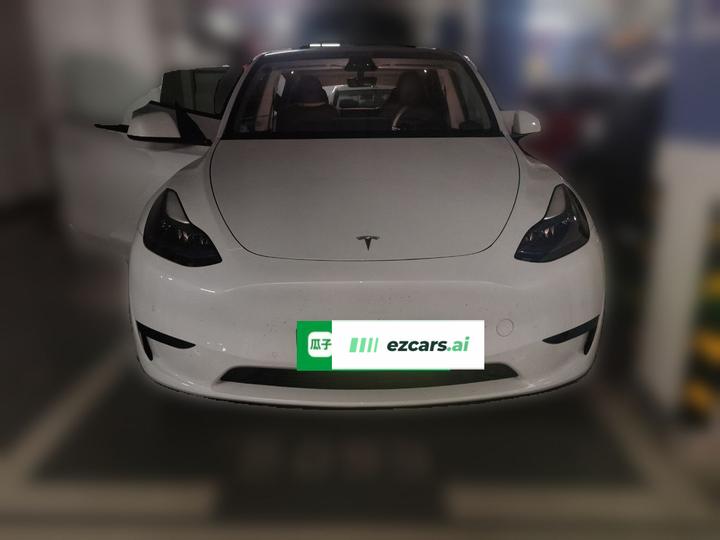 Model Y 2023 RWD photo 2