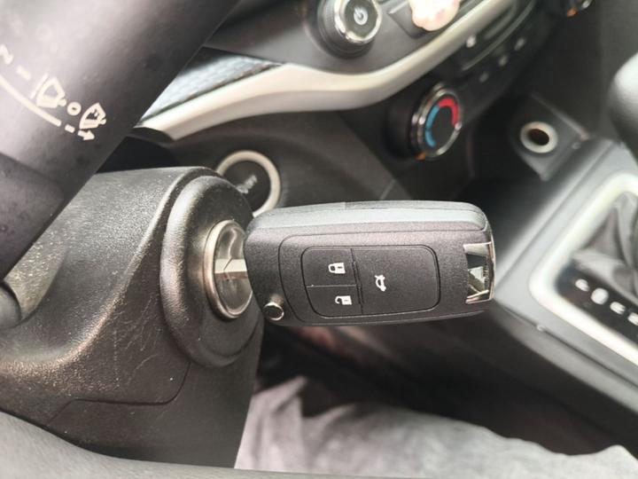 Excelle 2021 Facelift Classic 1.5L AT Elite photo 8