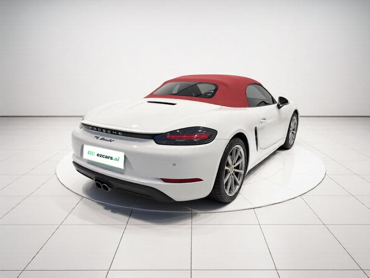 718 2022 Boxster 2.0T photo 6