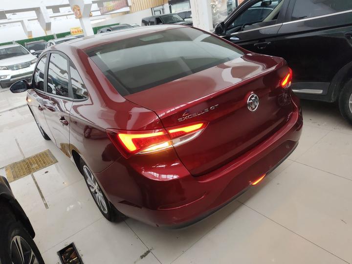 Excelle 2021 1.3T AT Mild Hybrid Elite photo 4