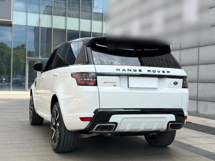 Range Rover Sport 2019 3.0 L6 HSE DYNAMIC photo 3