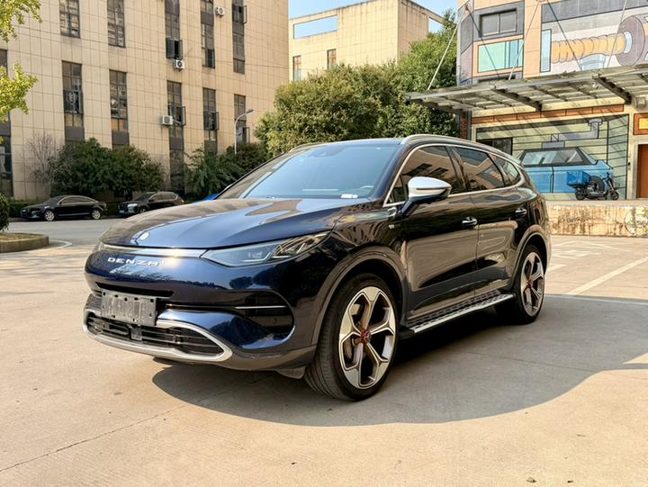 X 2020 PHEV Flagship