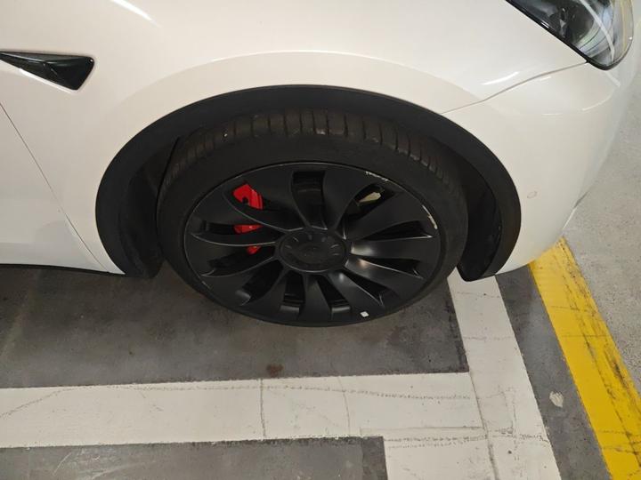 Model Y 2022 Performance AWD photo 8