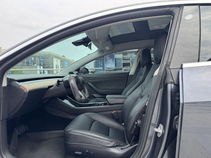 Model 3 Imported 2019 Long Range AWD photo 7