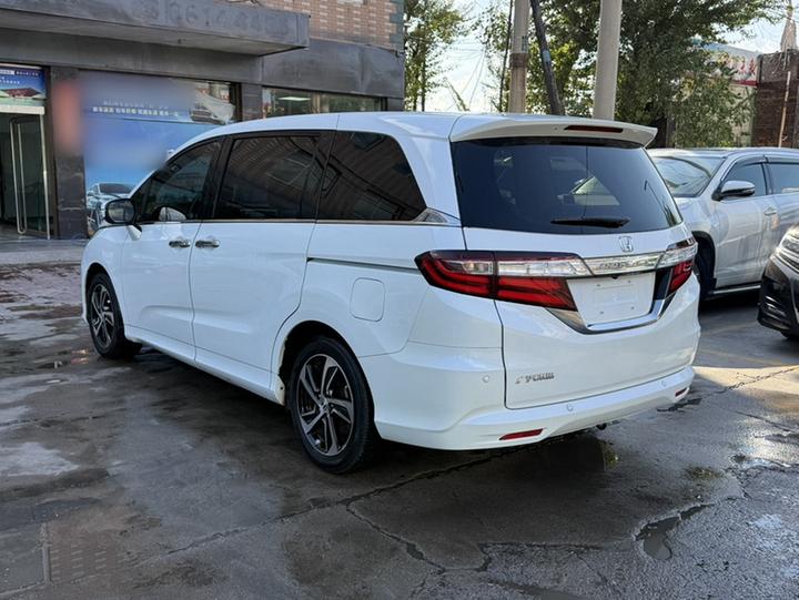 Odyssey 2015 Facelift 2.4L Smart photo 4