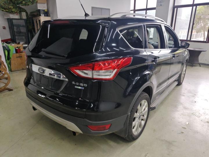 Kuga 2013 1.6L GTDi AWD Elite photo 6