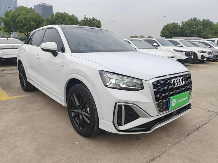 Q2L 2022 35 TFSI Progressive Dynamic photo 3