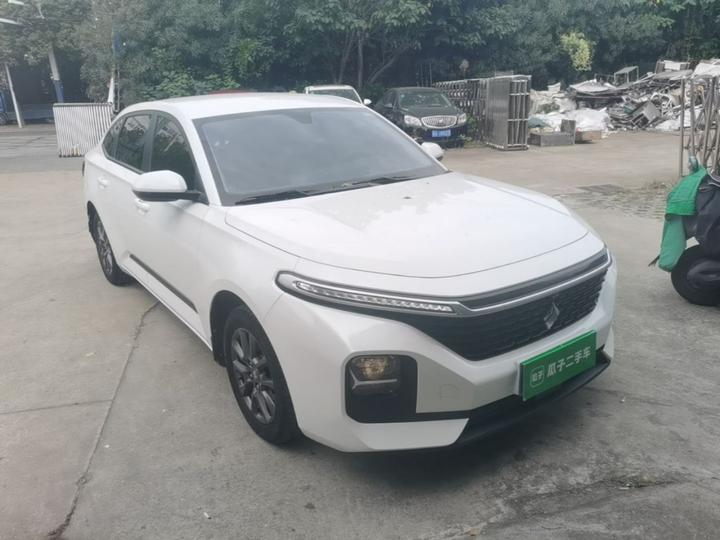 RC-5 2020 1.5L CVT Elite photo 3