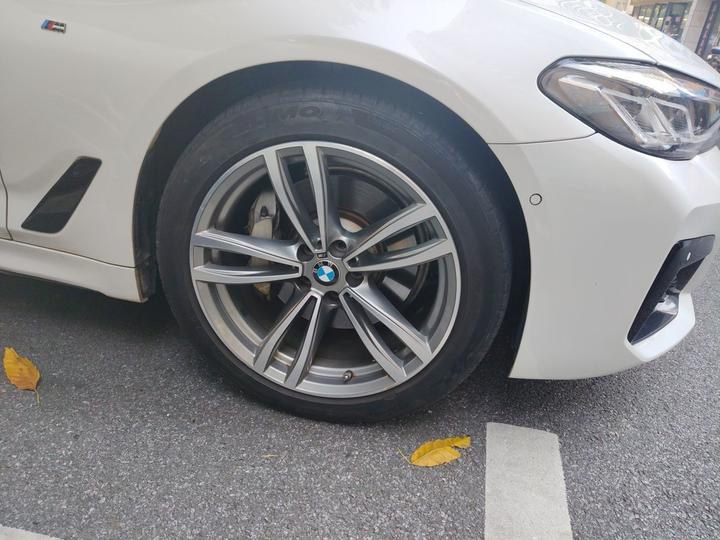 5 Series 2018 530Li Leading M Sport Package photo 8