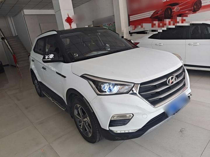 ix25 2017 1.6L AT Smart photo 3