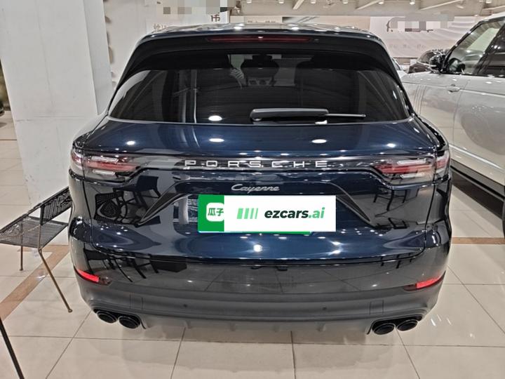 2023 Cayenne 3.0T Platinum photo 5