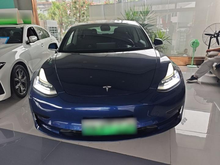 Model 3 2020 Long Range RWD photo 2