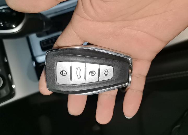 Emgrand GL 2019 1.8L DCT Elite Smart photo 8