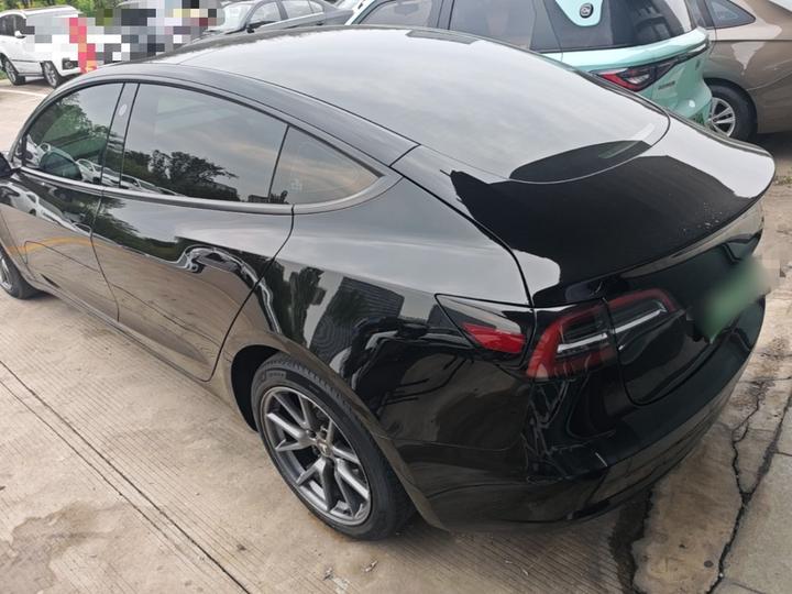 Model 3 2022 RWD photo 4
