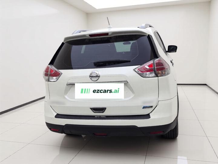 X-Trail 2015 2.0L CVT Comfort MAX 2WD photo 5