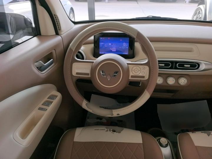 Hongguang MINIEV 2025 4th Gen 4-Door Advanced photo 6