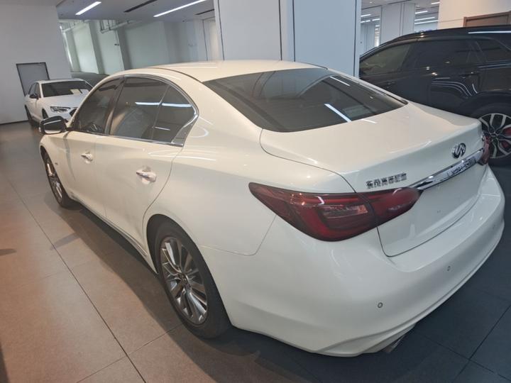 Q50L 2021 2.0T photo 4