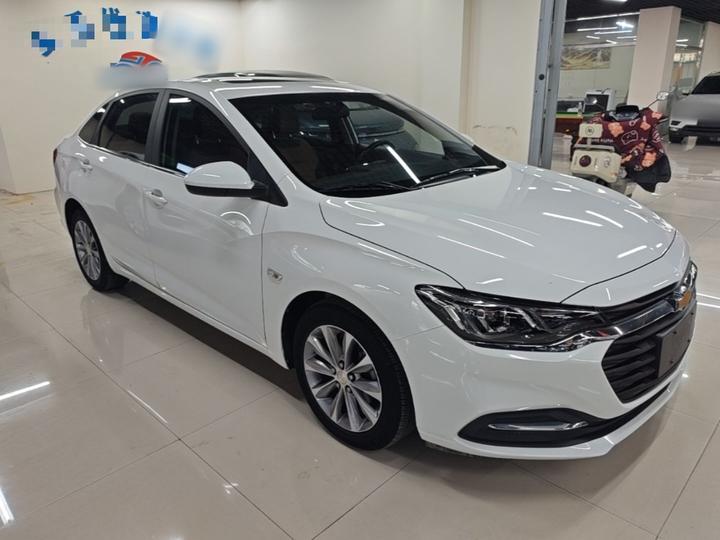 Cruze 2022 320 AT photo 3