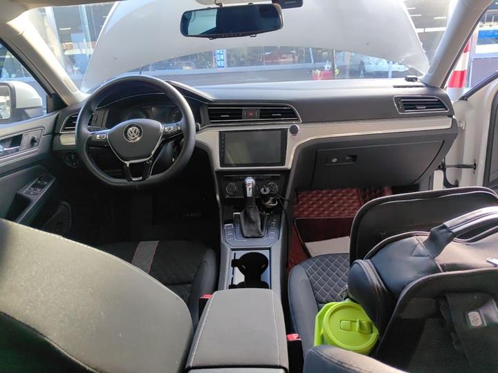 Lamando 2019 230TSI DSG China V photo 5