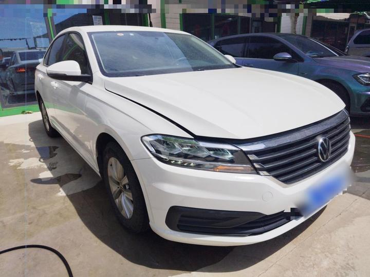 Lavida 2022 1.5L AT photo 3