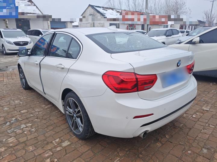 1 Series 2018 Facelift 118i Sport photo 4