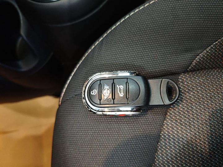2022 Facelift 1.5T ONE photo 8
